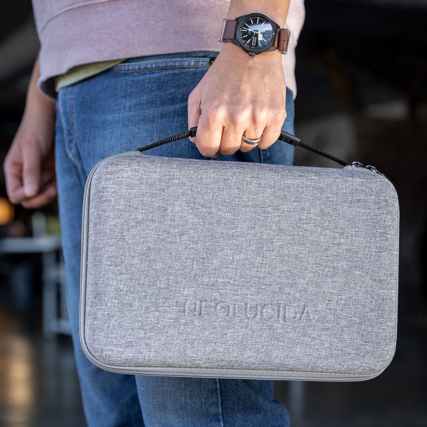 Big Idea Design NeoLucida Canvas Carrying Case