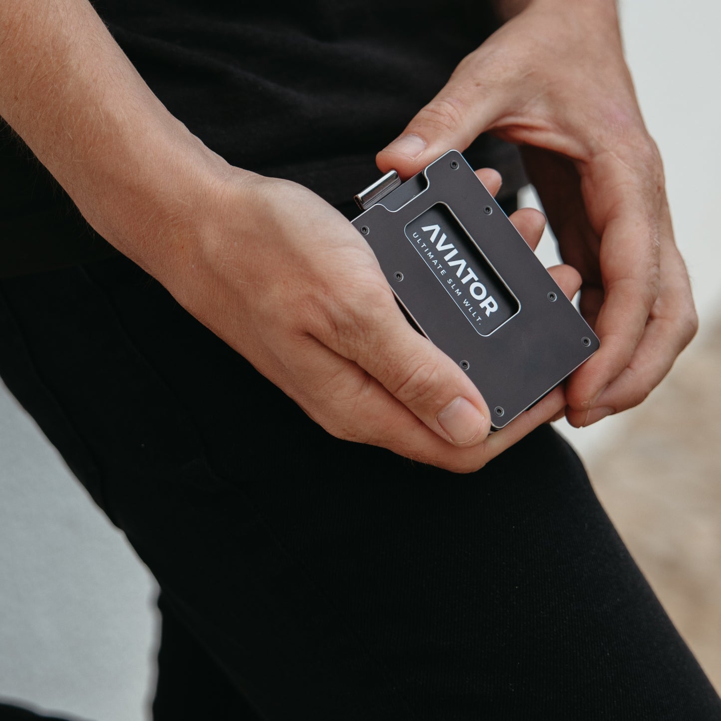 Aviator Slide Aluminum Wallet - Obsidian Black