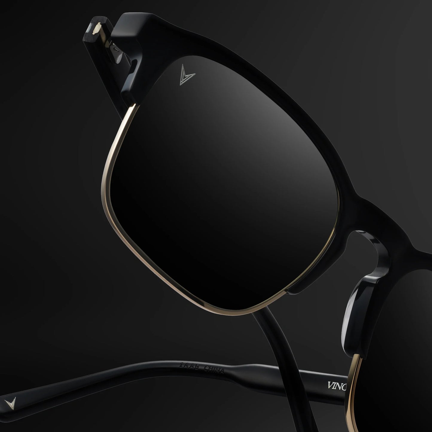 Vincero Collective "The Villa" - Jet Black Gold