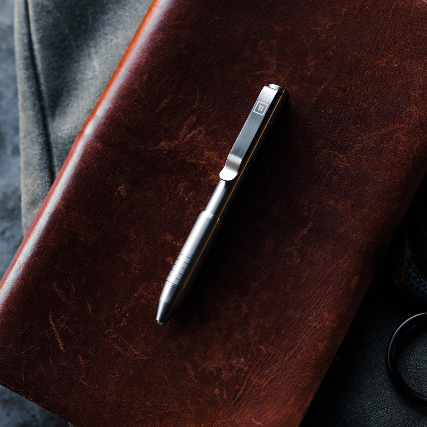 Big Idea Design Ti Pocket Pro: The Auto Adjusting EDC Pen