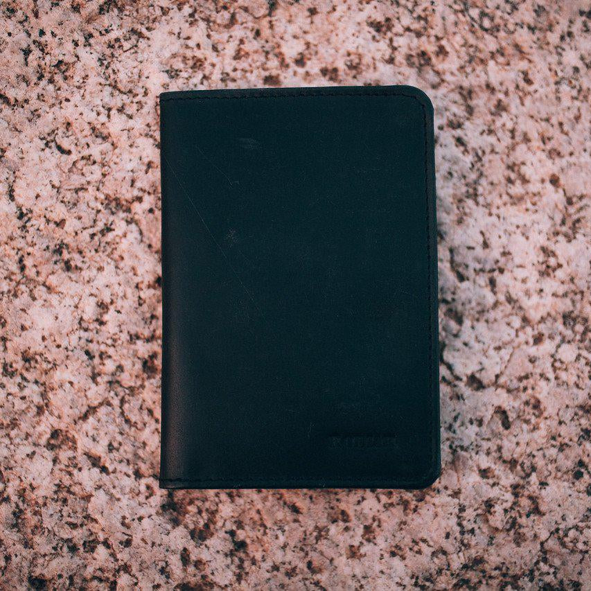 Kodiak Leather Buffalo Leather Passport Wallet