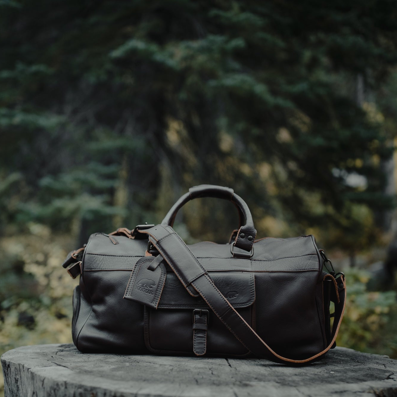 Kodiak Leather Yukon 60L Weekender Duffel