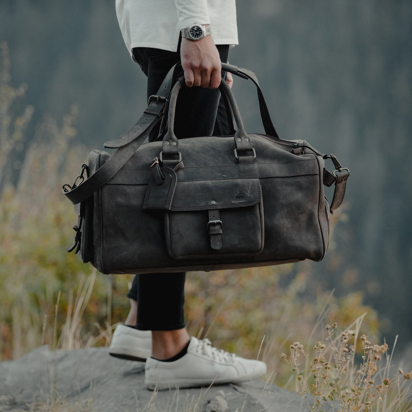 Kodiak Leather Yukon 60L Weekender Duffel