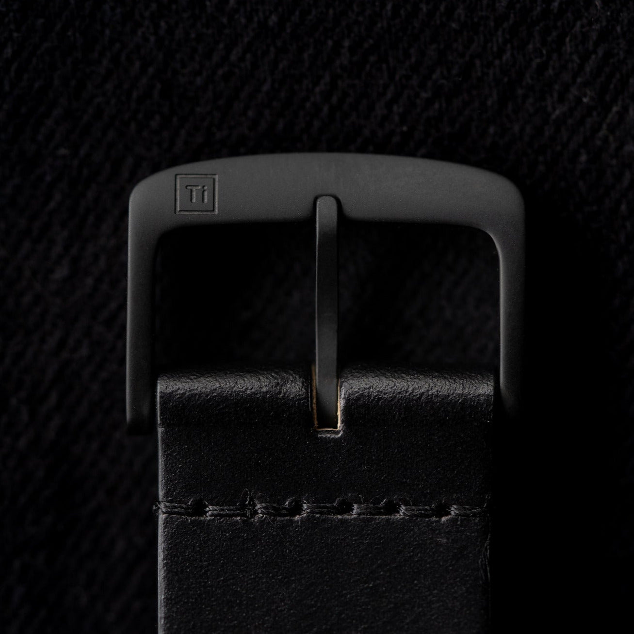Big Idea Design Ti Field Watch / Solar Driven / Black