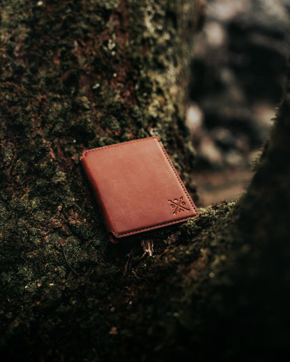 Double Oak Essentials Cloud Wallet