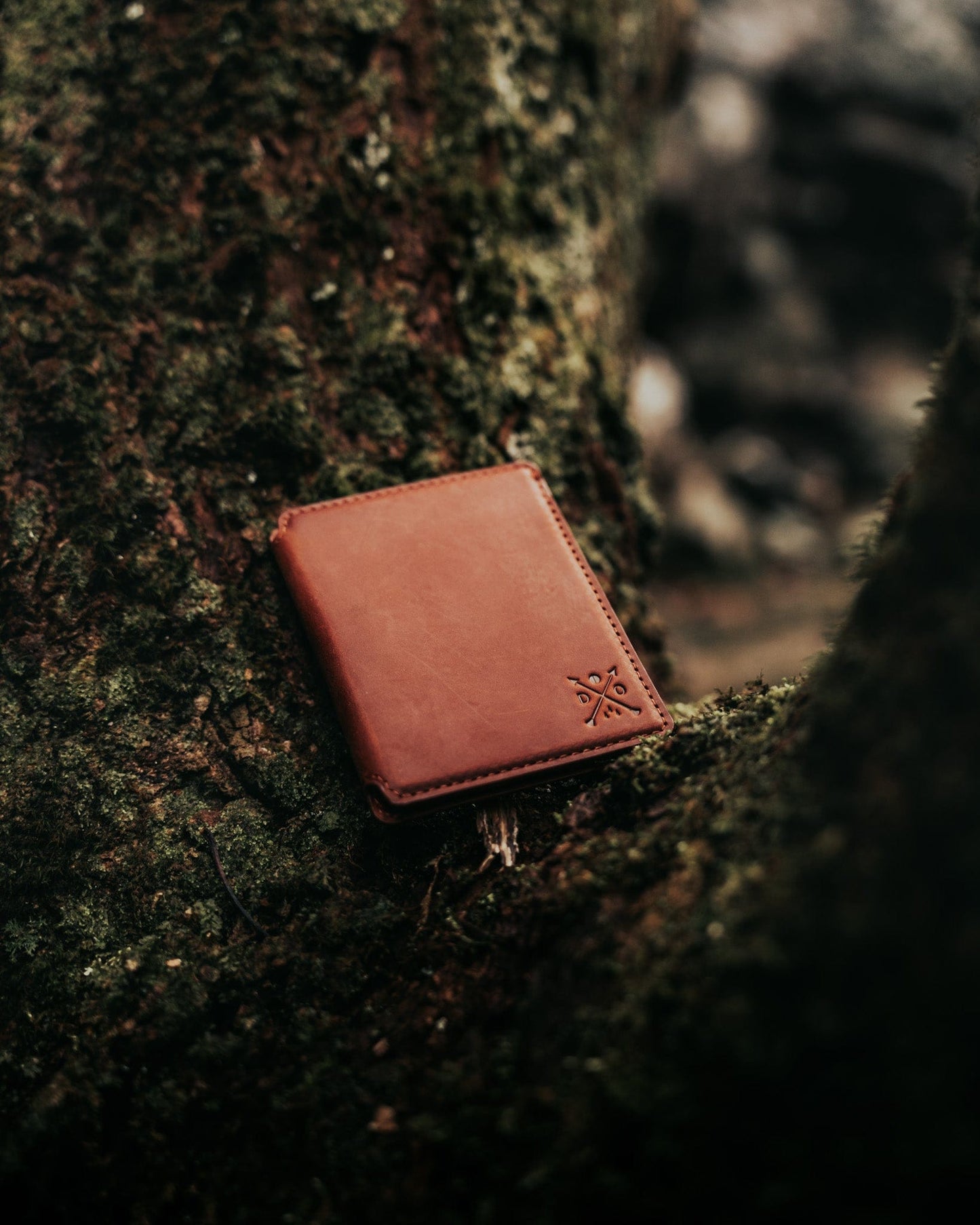 Double Oak Essentials Cloud Wallet