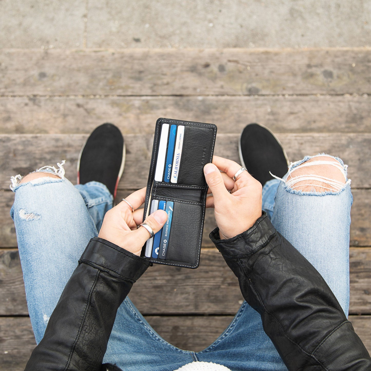 Casupo Large Billfold Wallet - Black