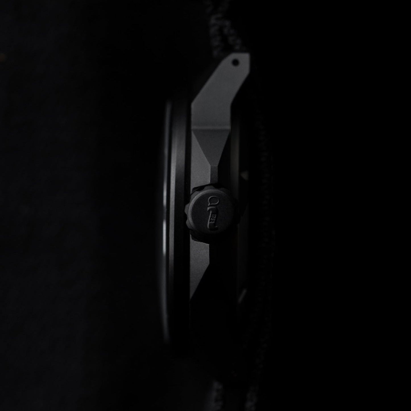 Big Idea Design Ti Field Watch / Automatic / Black