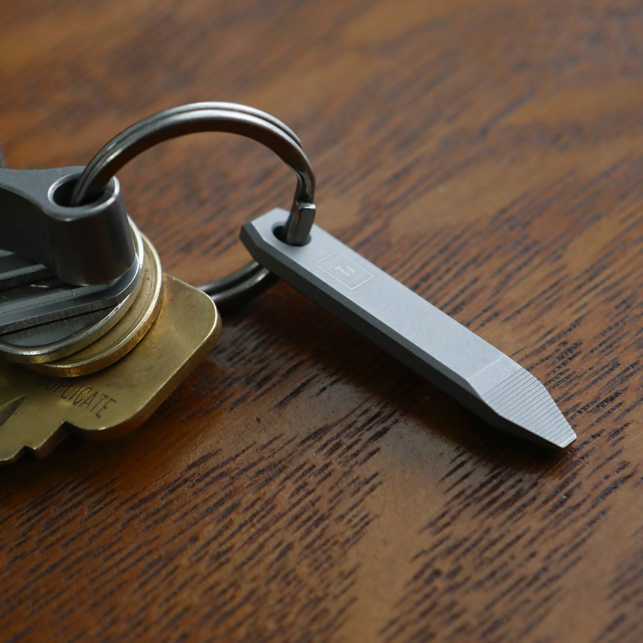 Big Idea Design Mini Titanium Pry Bar