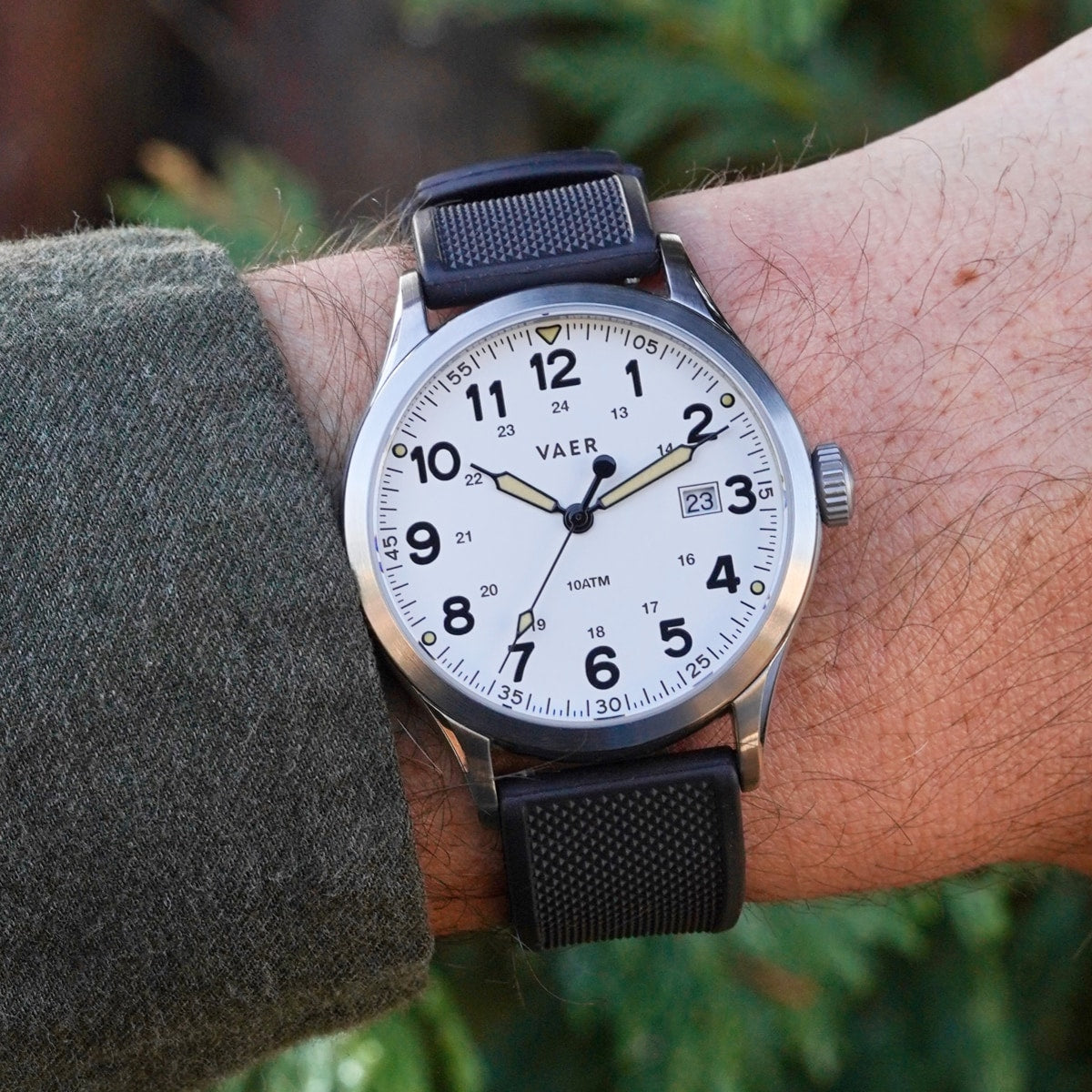 Vaer Watches S3 Calendar Field White - 36mm Quartz