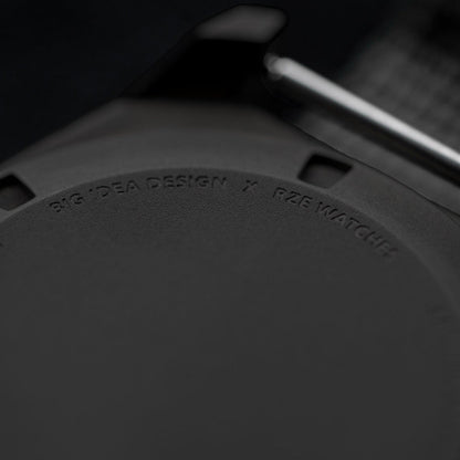 Big Idea Design Ti Field Watch / Solar Driven / Black