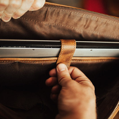 Kodiak Leather Buffalo Leather Messenger
