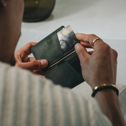 Double Oak Essentials Cloud Wallet