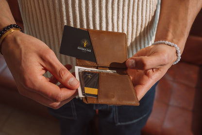Double Oak Essentials Cloud Wallet