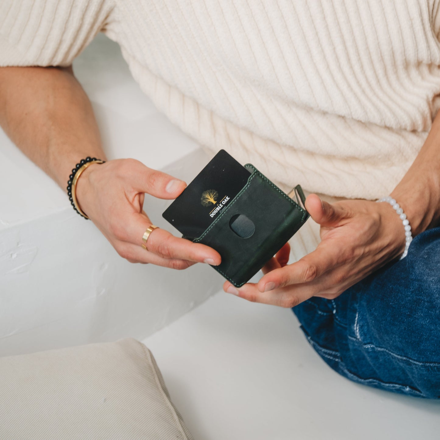 Double Oak Essentials Cloud Wallet