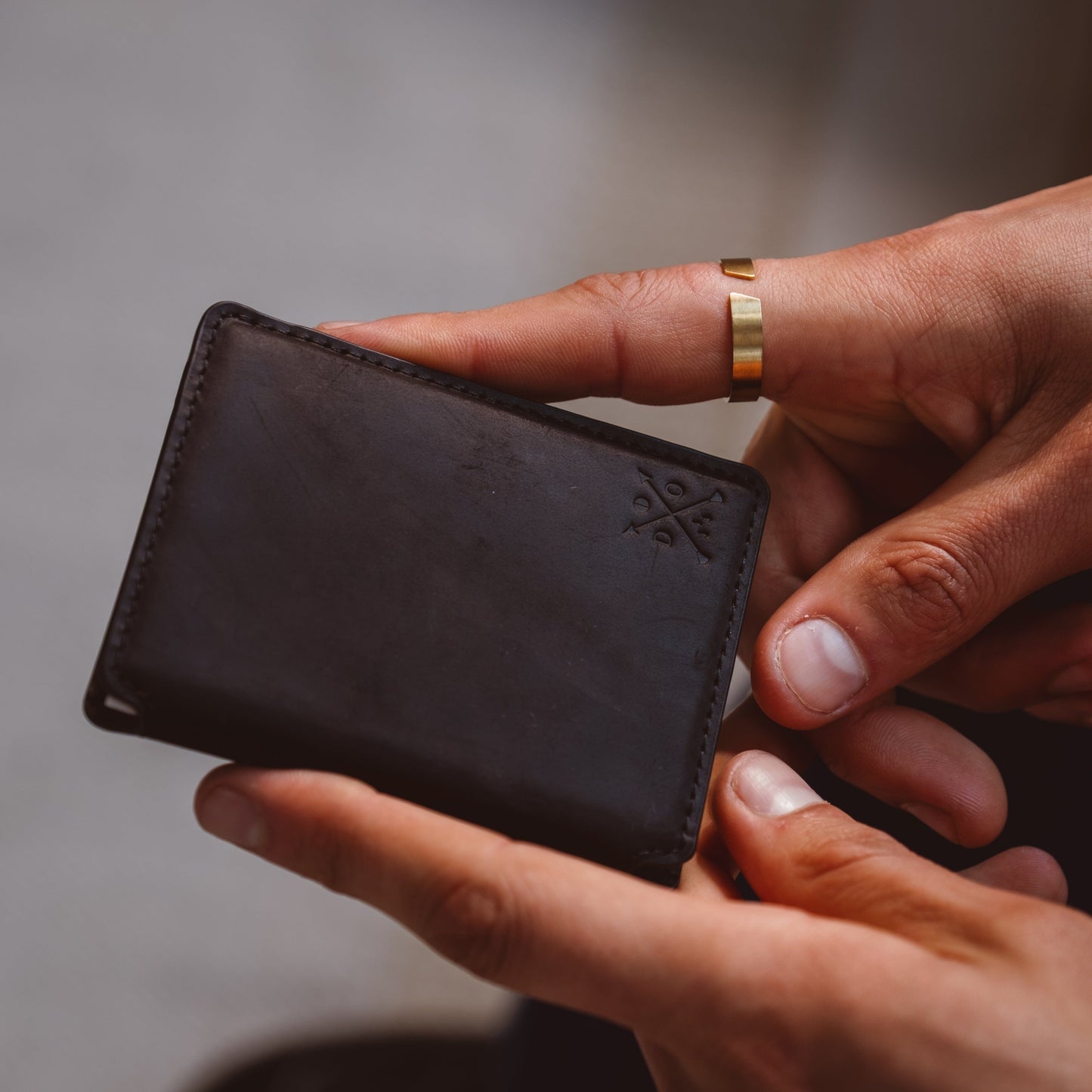 Double Oak Essentials Cloud Wallet