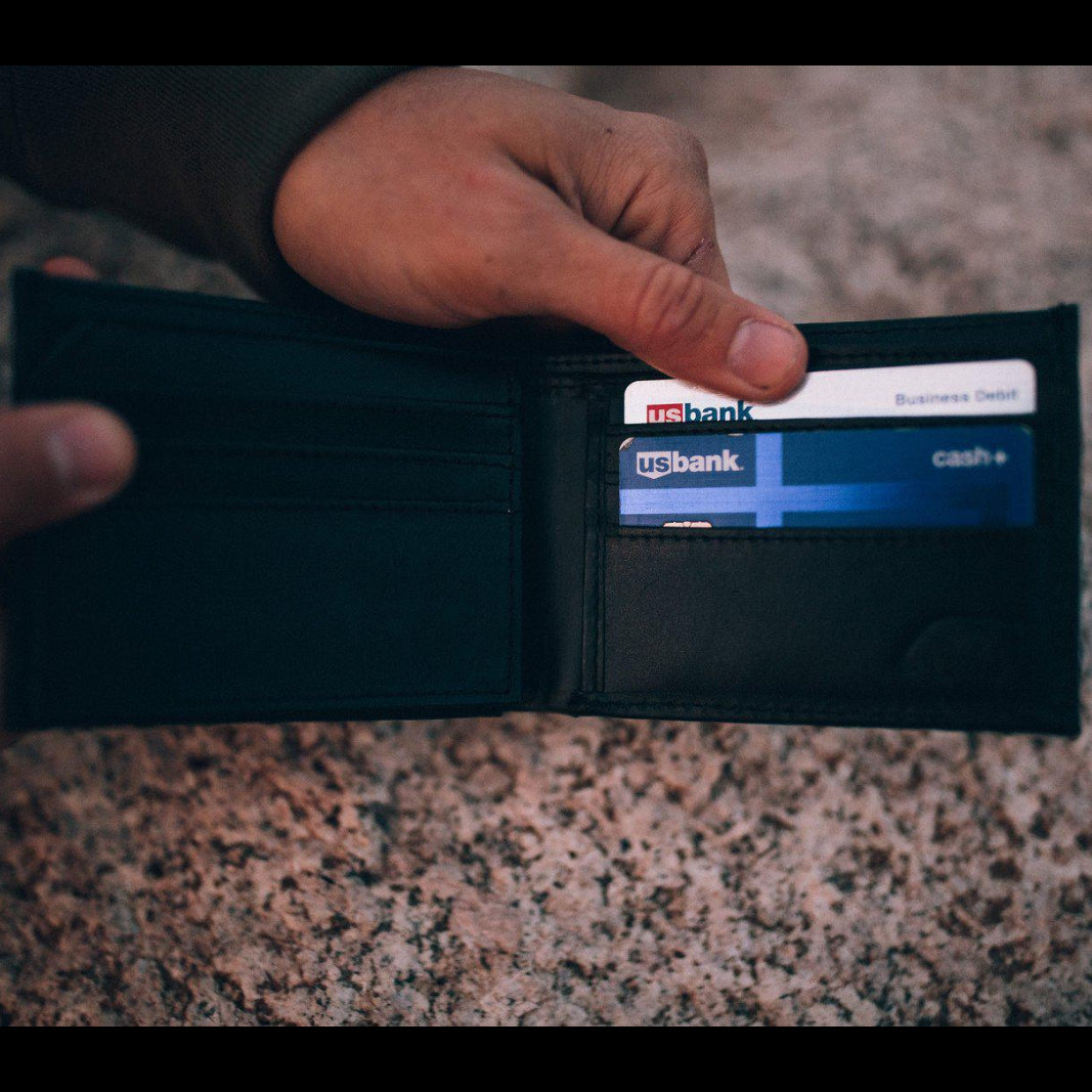 Kodiak Leather Bifold Leather Wallet