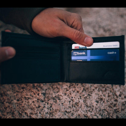 Kodiak Leather Bifold Leather Wallet