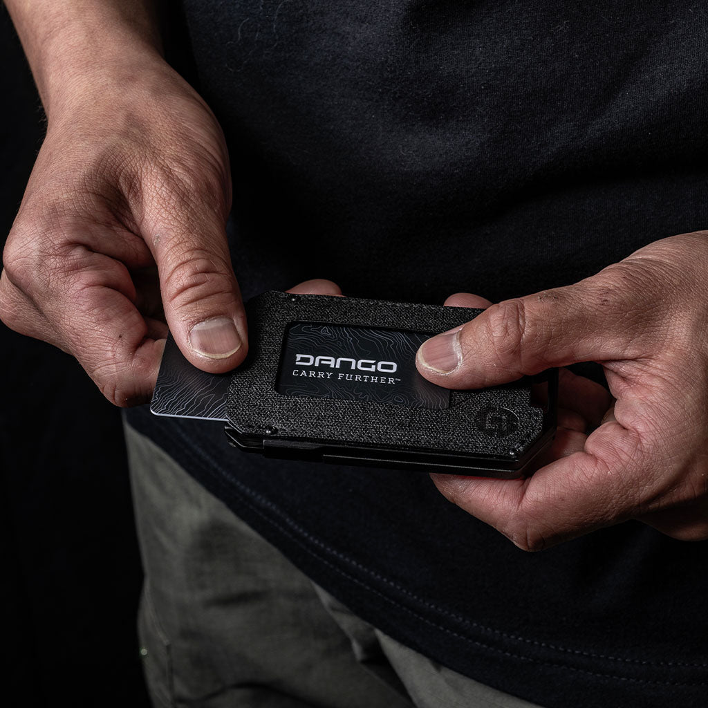 DANGO M4 MAVERICK™ RAIL WALLET