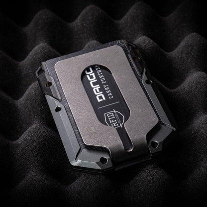 DANGO M4 MAVERICK™ RAIL WALLET with TITANIUM CLIP