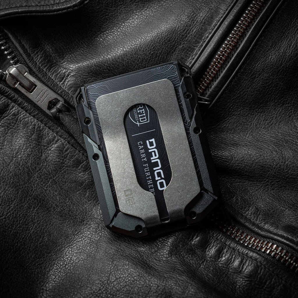 DANGO M4 MAVERICK™ RAIL WALLET with TITANIUM CLIP