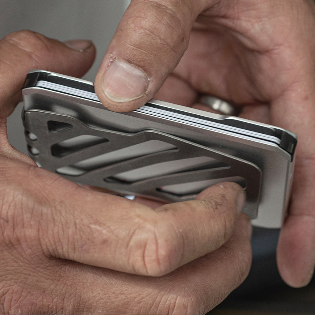 DANGO SK1 SLIDE KICK WALLET WITH TITANIUM MONEY CLIP