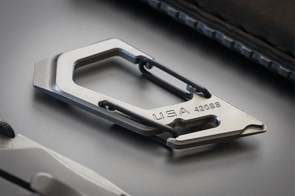 Trayvax Talon Carabiner Multi-Tool 420 SS